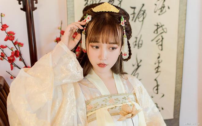 靠一块手帕成为慈禧最宠太监！CQ9电子平台九岁穷小子入宫(图2)