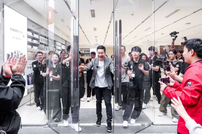 ta 研发机器人项目;国内发布「脑机接口标准」 极客早知道CQ9电子版入口小米17开售5分钟破国产机销售纪录;Me(图2) ta 研发机器人项目;国内发布「脑机接口标准」 极客早知道CQ9电子版入口小米17开售5分钟破国产机销售纪录;Me(图2)